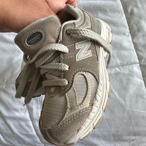Children’s new balance sneaker
